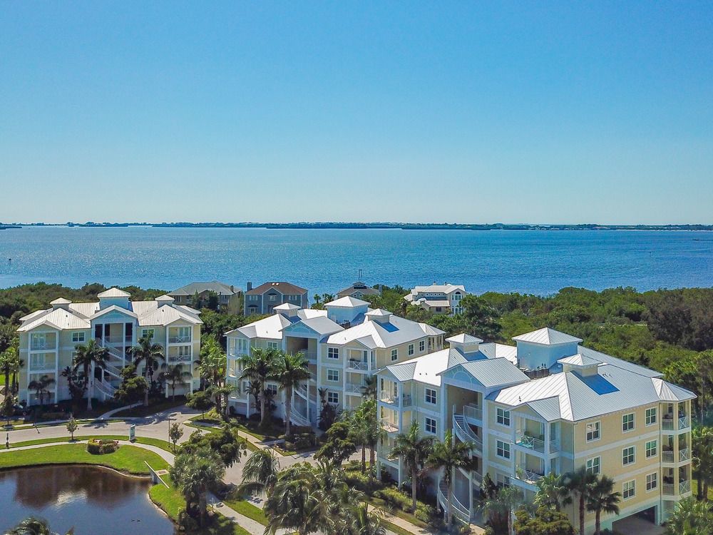 Palma Sola Bay Club: 3410 77th St W, Bradenton, FL 34209